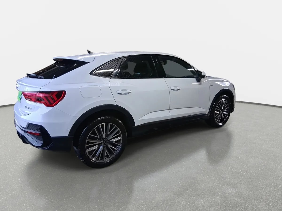 Audi Q3 1.5 35 Tfsi S-Line Sportback 4x2 S-Tronic At 5p año 2026