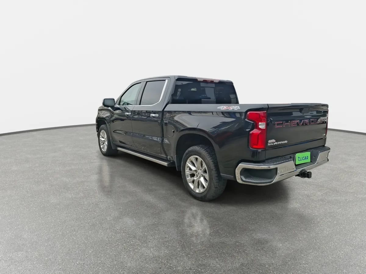 Chevrolet Silverado 5.3 Ltz 4x2 At 4p año 2022