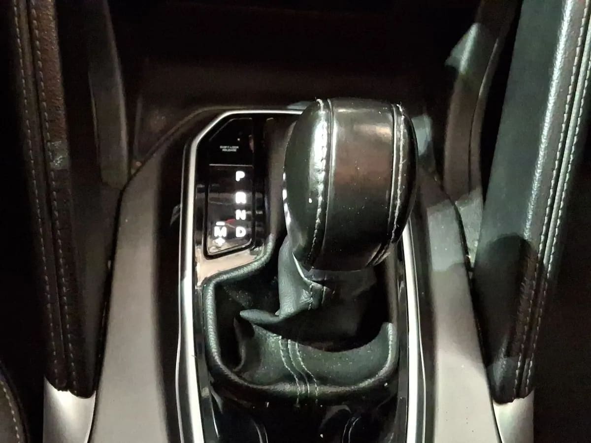 Renault Koleos New 2.5 Zen 2wd At 5p año 2021