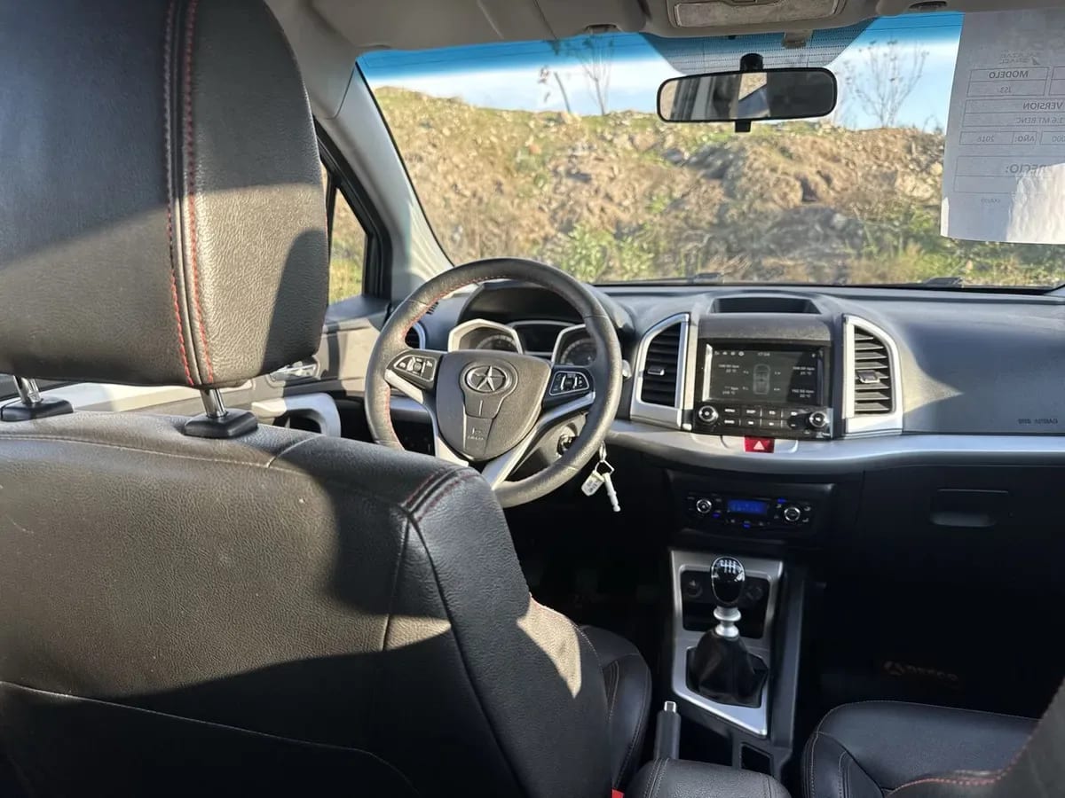 JAC S3 1.6 Luxury 4x2 Mt 5p año 2018