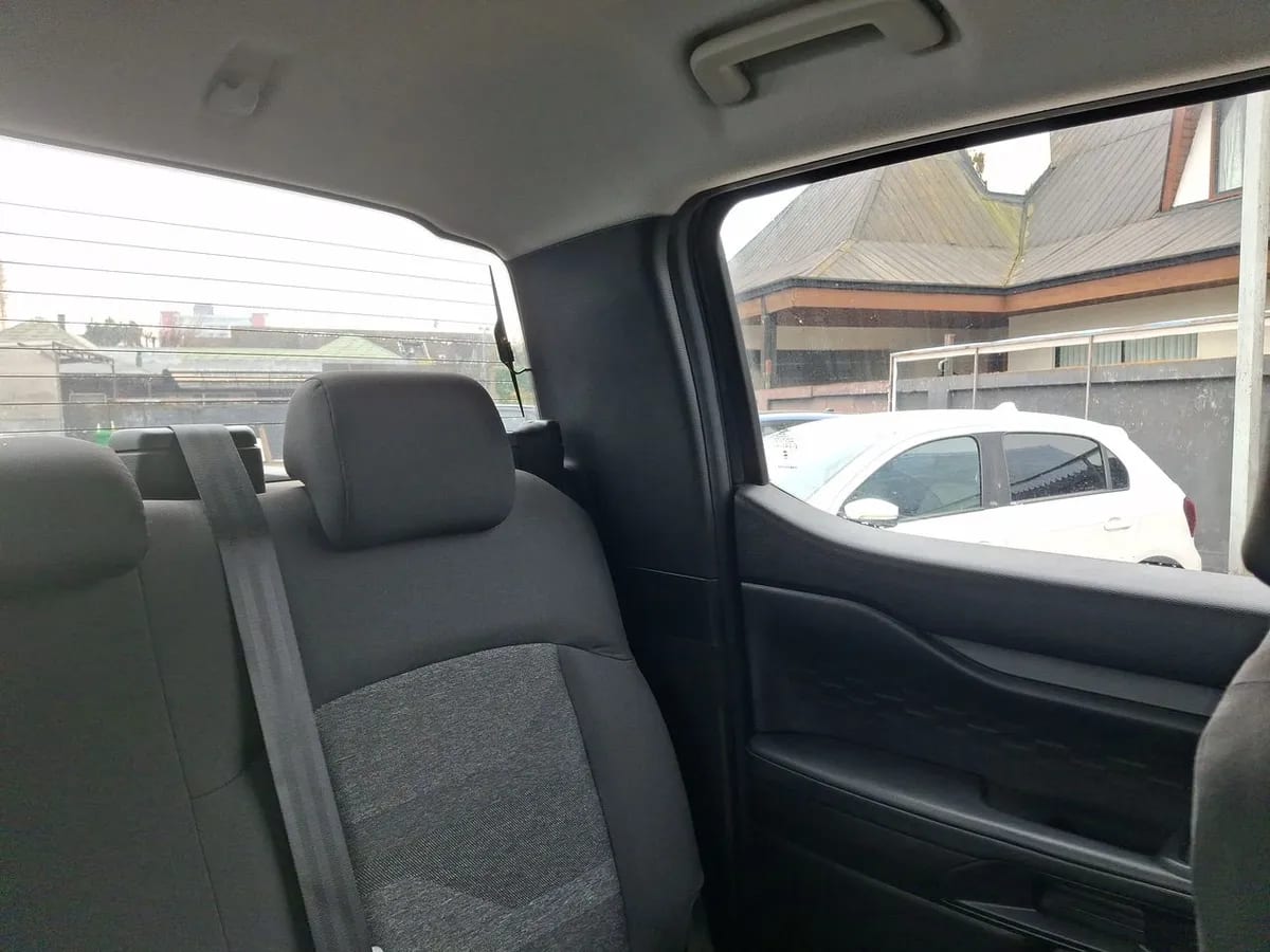 Ford Ranger 2.0 Xl Diesel 4x4 Dob. Cab. Mt 4p año 2025