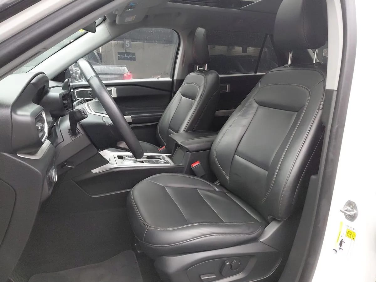 Ford Explorer 2.3 Ecoboost Xlt 4x4 At 5p año 2024