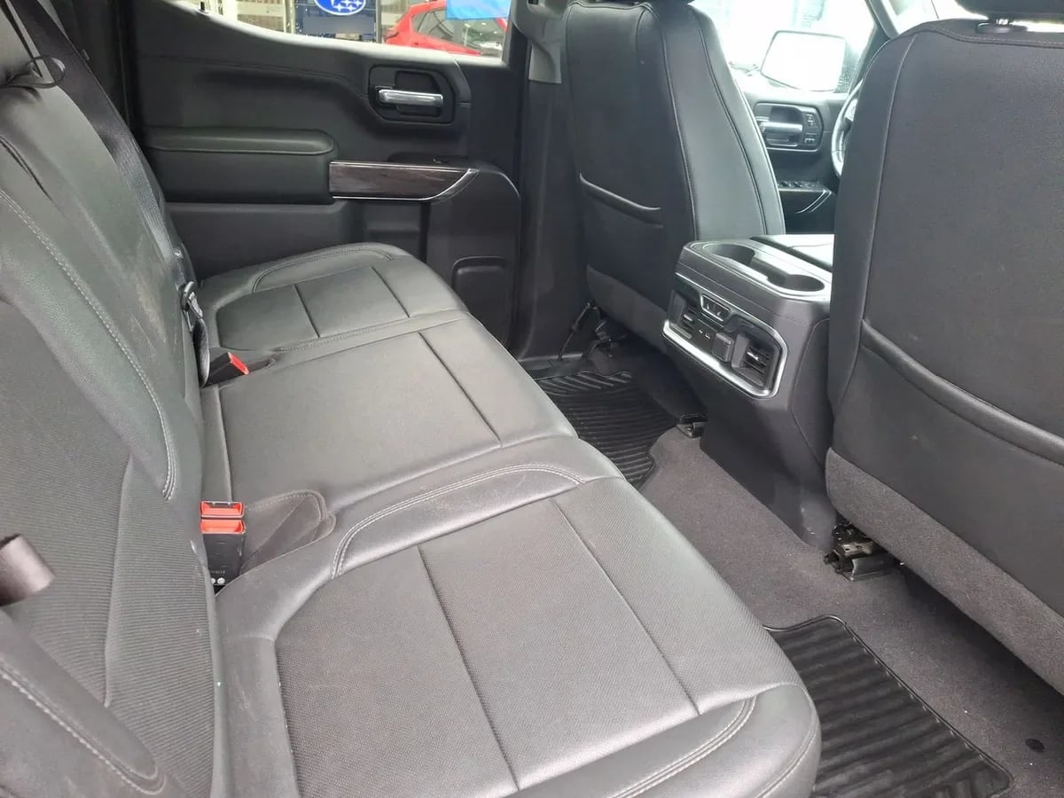 Chevrolet Silverado 5.3 Ltz 4x2 At 4p año 2022