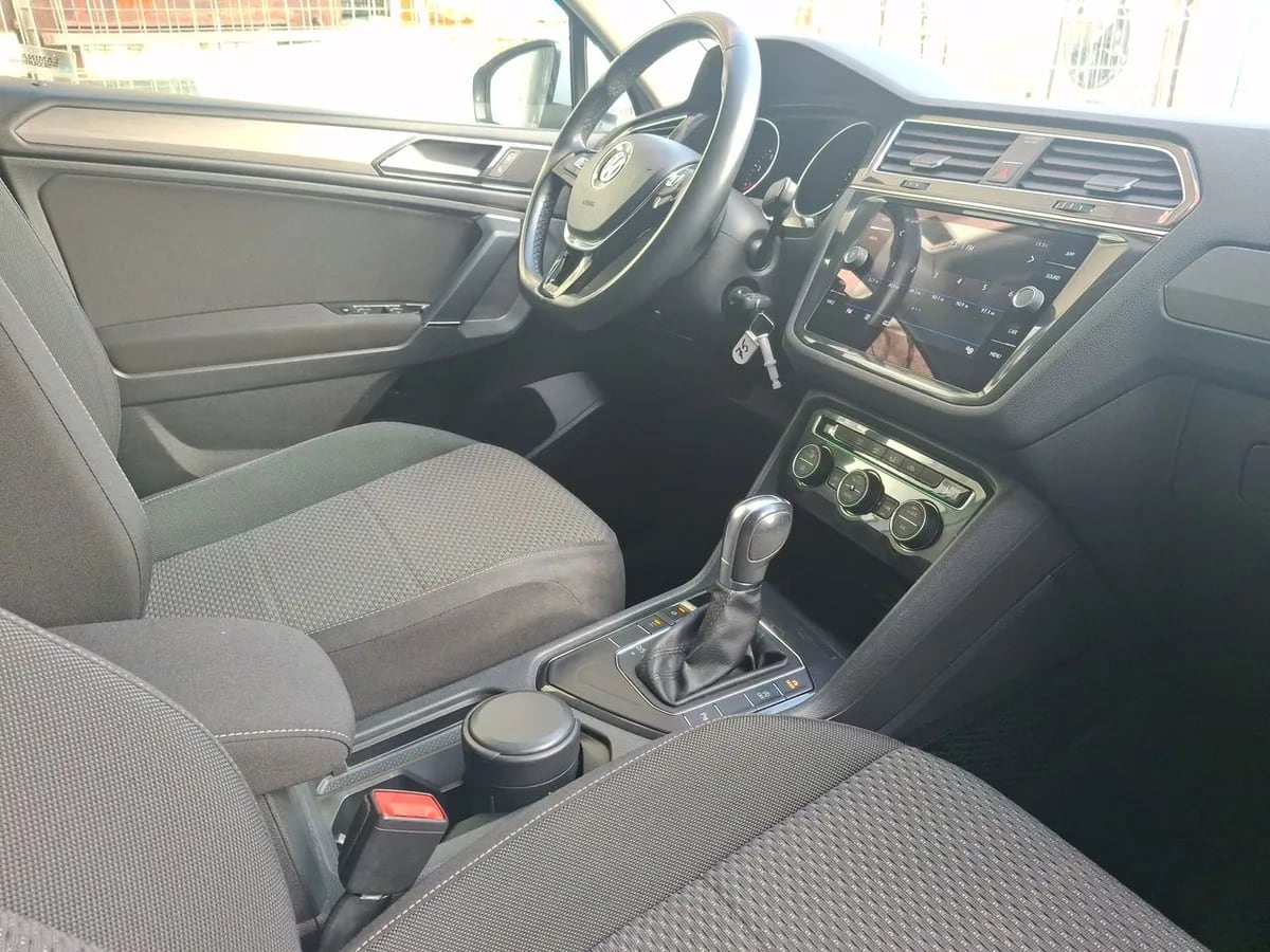Volkswagen Tiguan 1.4 Tsi Comfortline 4x2 At 5p año 2018