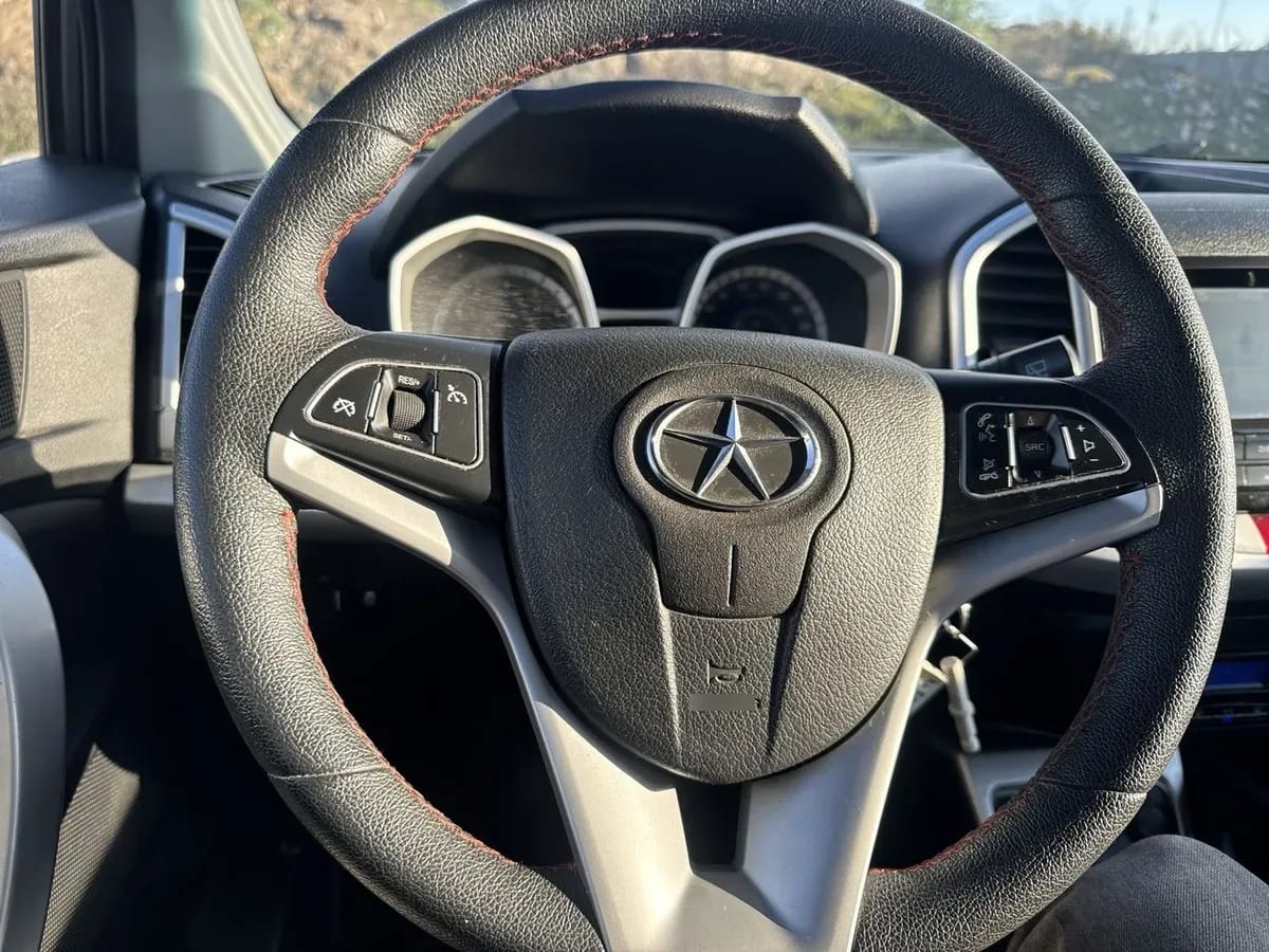 JAC S3 1.6 Luxury 4x2 Mt 5p año 2018