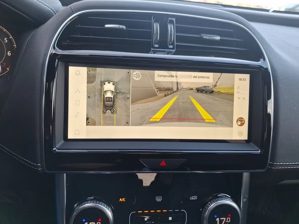 Jaguar Xe 2.0 R Dynamic 4x2 At año 2025