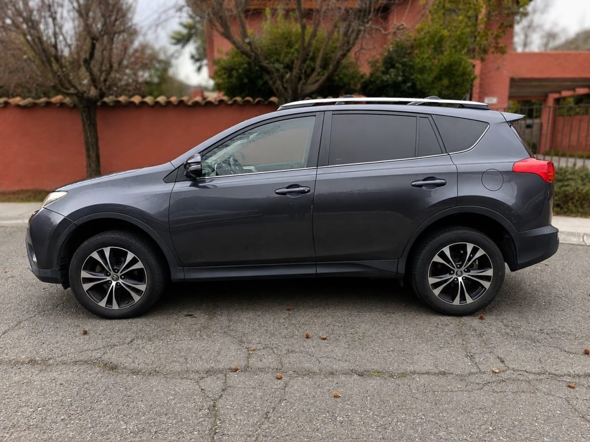 Toyota Rav4 Ltd año 2014