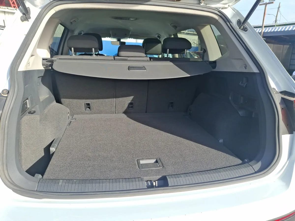 Volkswagen Tiguan 1.4 Tsi Comfortline 4x2 At 5p año 2018
