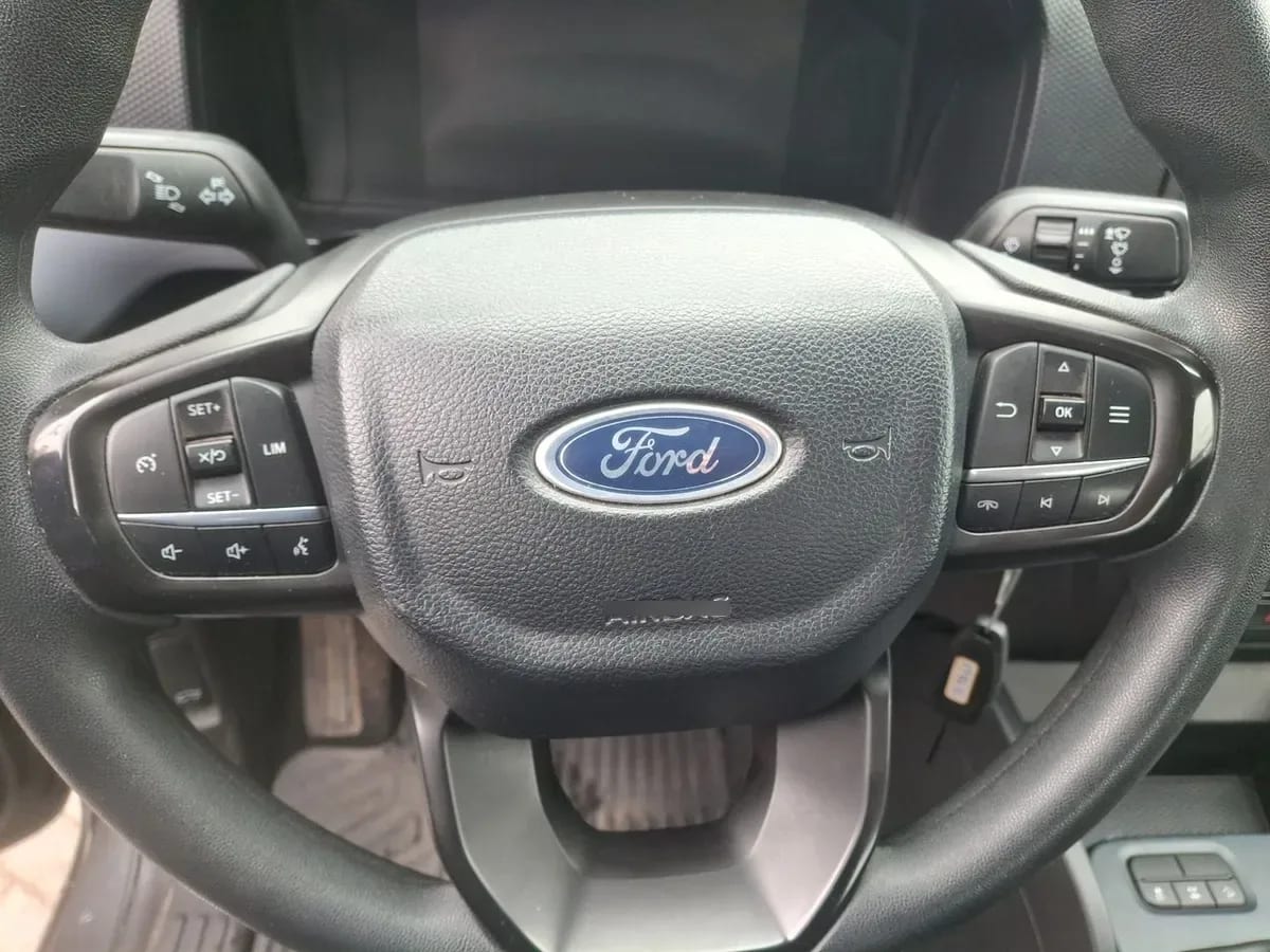 Ford Ranger 2.0 Xl Diesel 4x4 Dob. Cab. Mt 4p año 2025