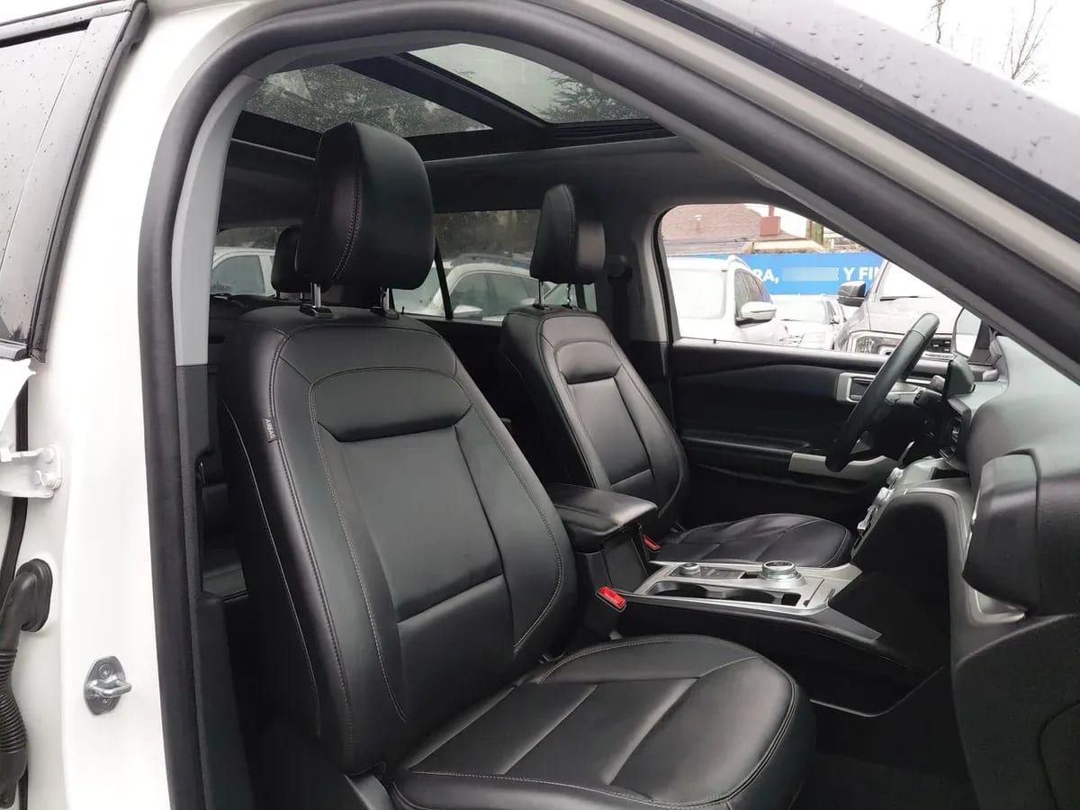 Ford Explorer 2.3 Ecoboost Xlt 4x4 At 5p año 2024