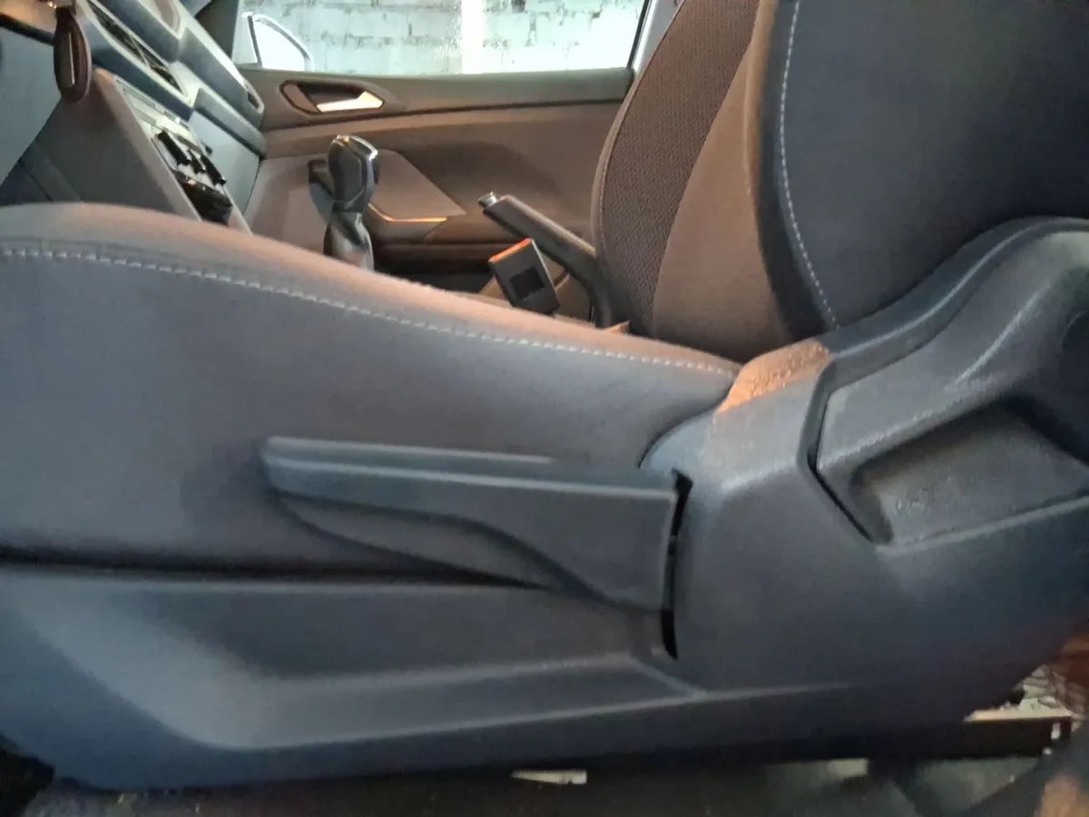 Volkswagen T-Cross 1.0 Tsi Trendline 4x2 5mt 5p año 2024