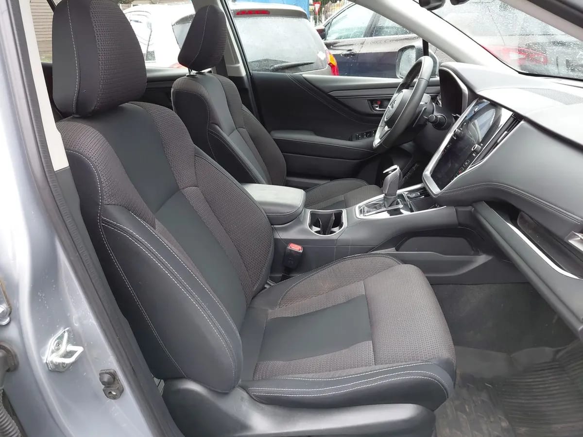 Subaru Outback 2.5i Dynamic Awd Cvt At 5p año 2024