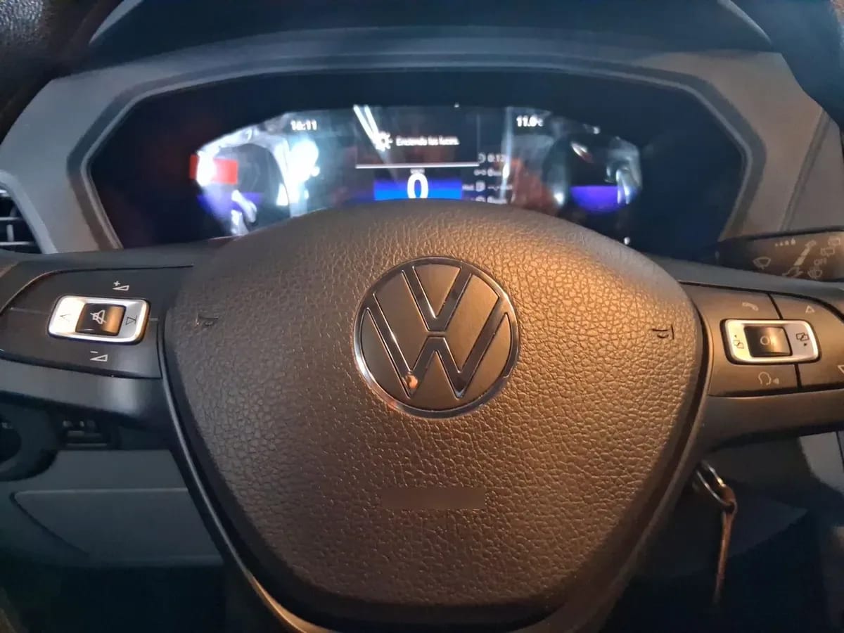 Volkswagen T-Cross 1.0 Tsi Trendline 4x2 5mt 5p año 2024