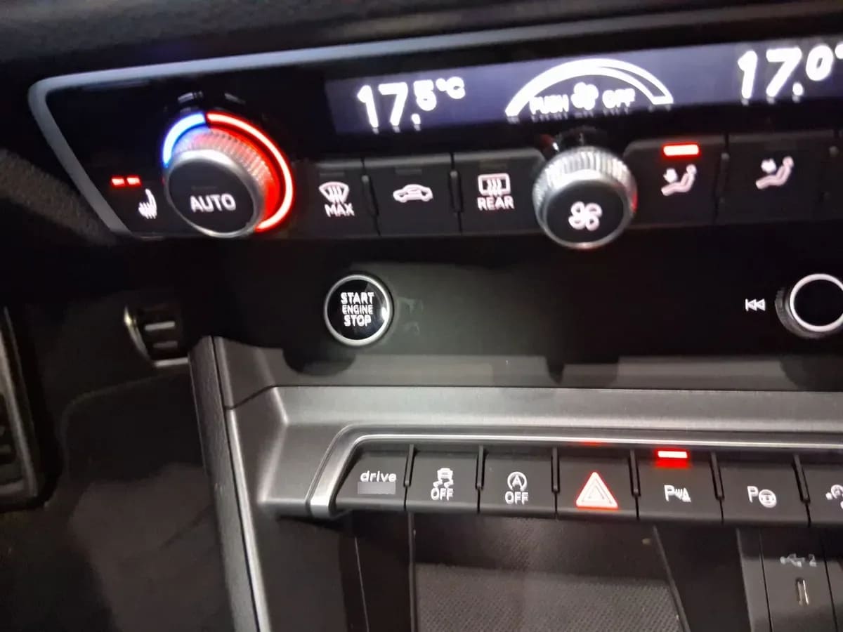 Audi Q3 1.5 35 Tfsi S-Line Sportback 4x2 S-Tronic At 5p año 2026