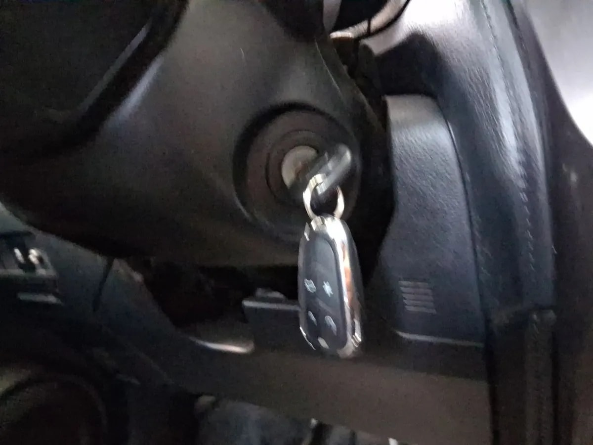 Toyota Yaris 1.5 Gli E 4x2 Mt 4p año 2022