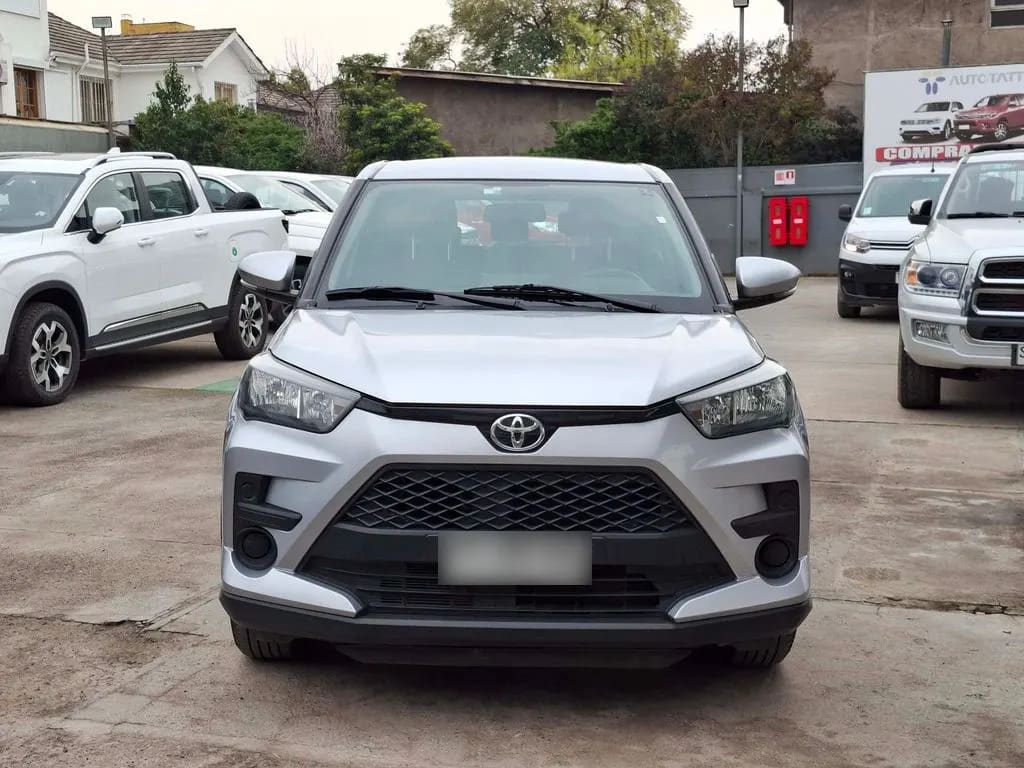 Toyota Raize 1.2 año 2025
