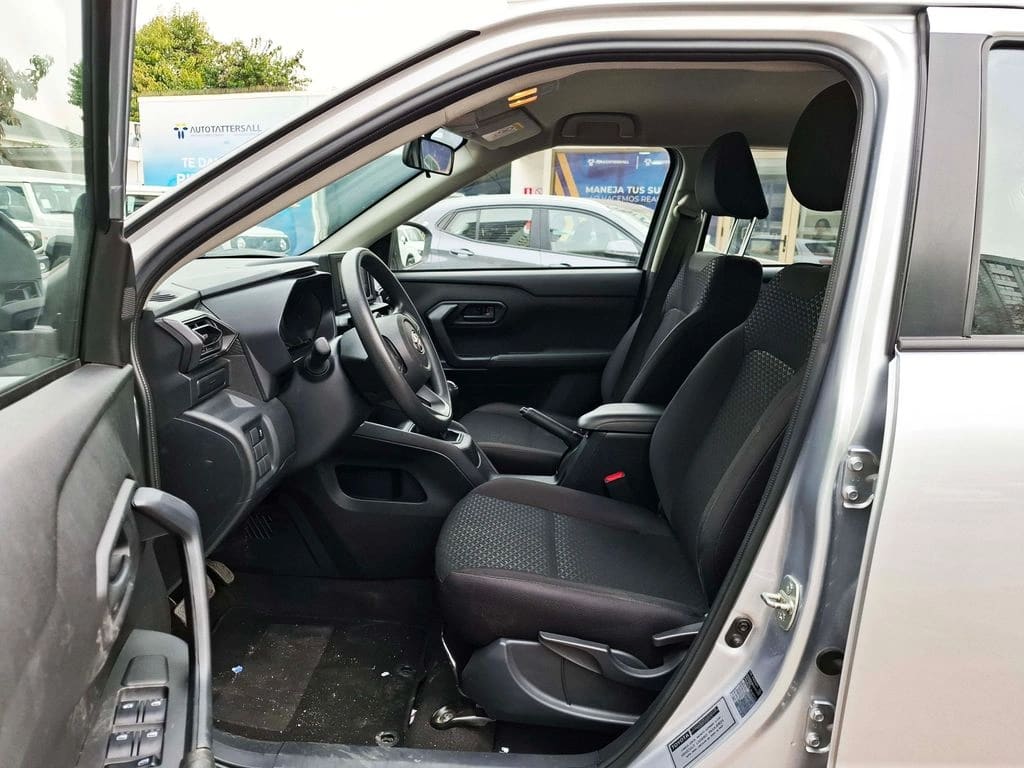 Toyota Raize 1.2 año 2025
