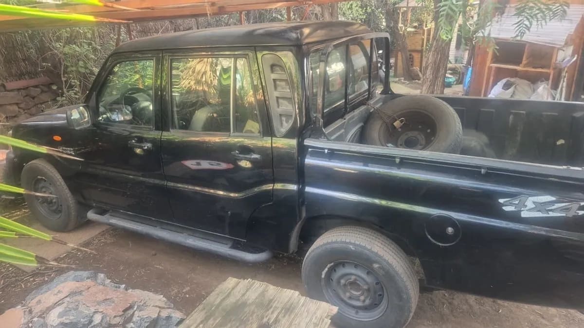 MAHINDRA PIK-UP 2.2 Xl D/c Eiv Mt 4x4 Diesel año 2012