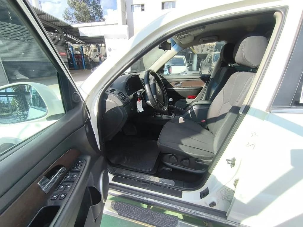 Ssangyong Rexton 2.0 Diesel 4x2 año 2014