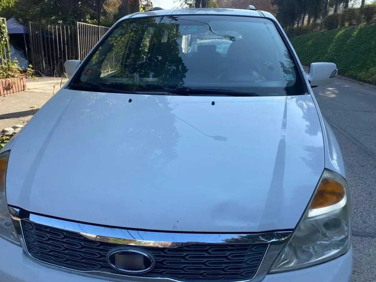 KIA MOTORS GRAND CARNIVAL Grand Carnival Lx Dsl 2.9 Mec año 2011
