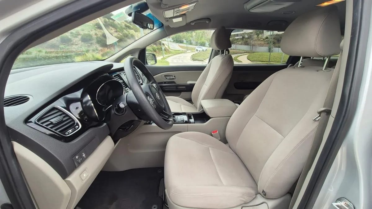 KIA MOTORS GRAND CARNIVAL Grand Carnival Ex 3.3 Gsl 6at Ltd año 2018