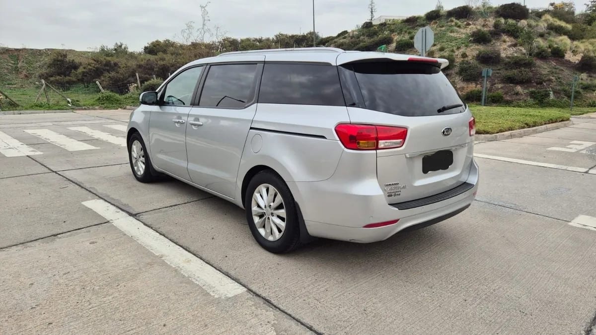 KIA MOTORS GRAND CARNIVAL Grand Carnival Ex 3.3 Gsl 6at Ltd año 2018