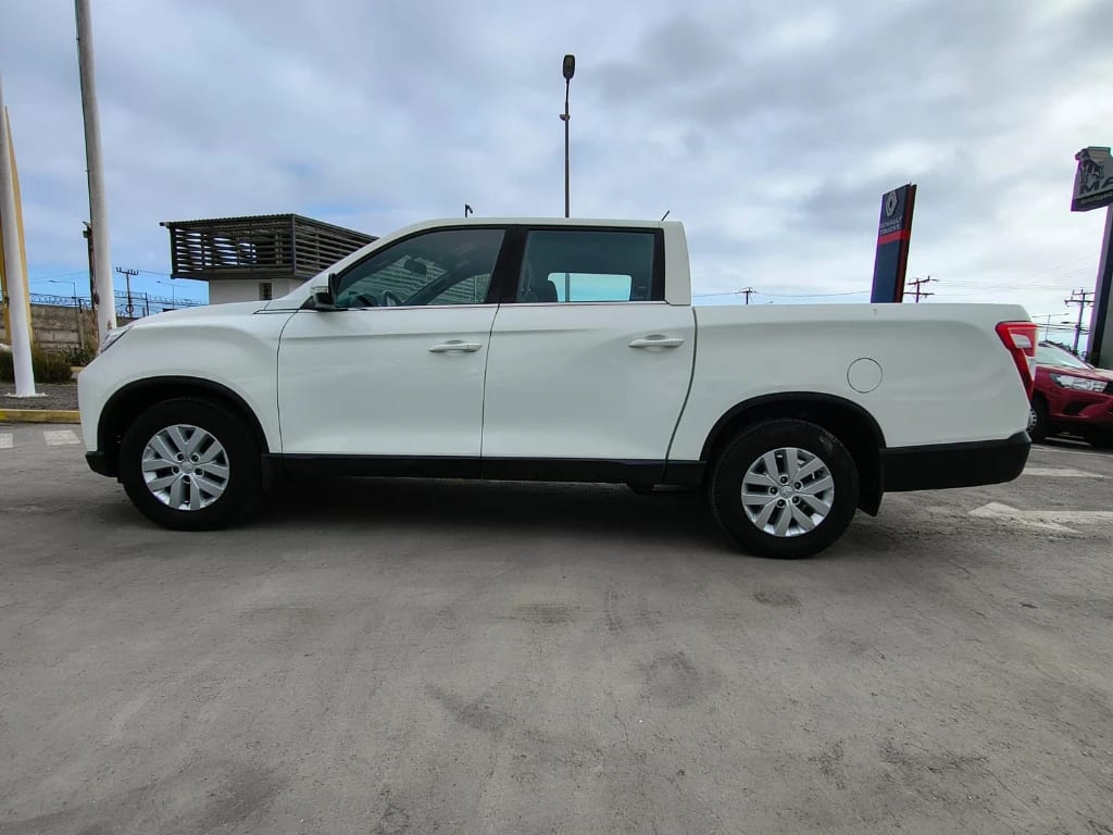 Ssangyong Grand Musso 2.2 4x2 Mt Full-Ql612 año 2023