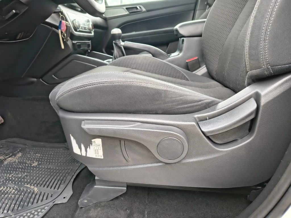 Ssangyong Grand Musso 2.2 4x2 Mt Full-Ql612 año 2023