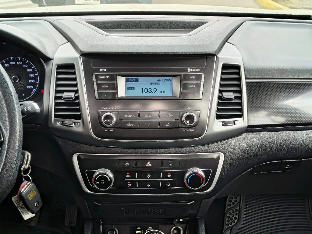 Ssangyong Grand Musso 2.2 4x2 Mt Full-Ql612 año 2023