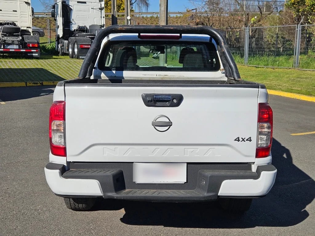 Nissan Navara Xe Dc Mt 4x4 2.3 año 2023