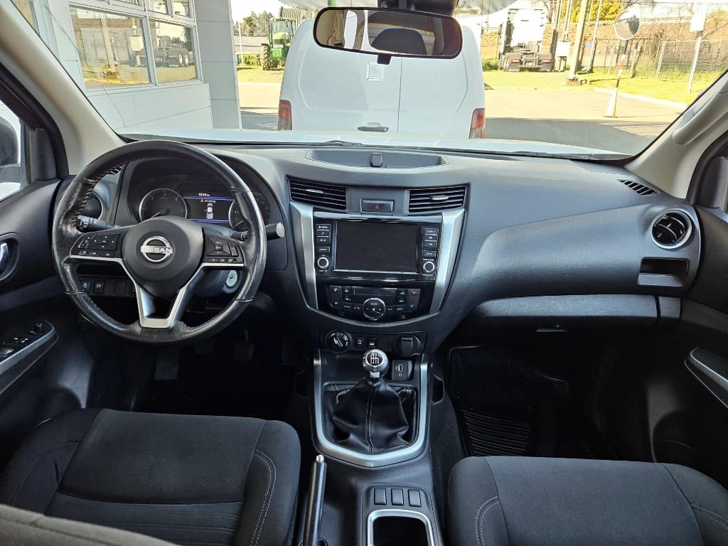 Nissan Navara Xe Dc Mt 4x4 2.3 año 2023