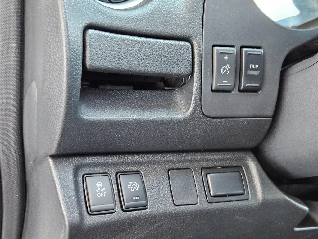 Nissan Navara Xe Dc Mt 4x4 2.3 año 2023