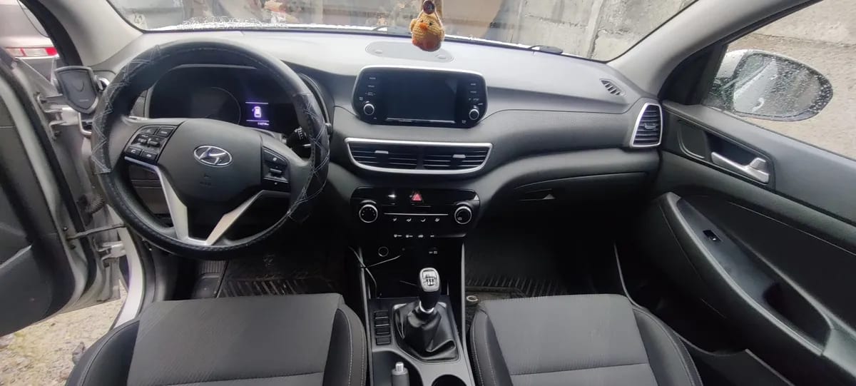 HYUNDAI TUCSON 2.0 Tl Gl Adv Nav Mt año 2019