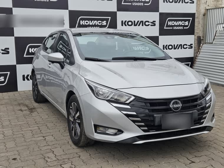 Nissan Versa Versa año 2024