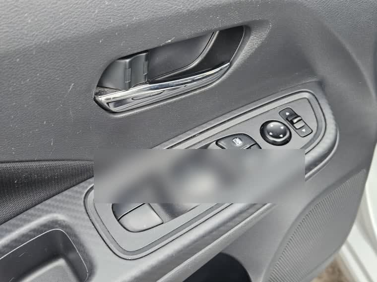 Nissan Versa Versa año 2024