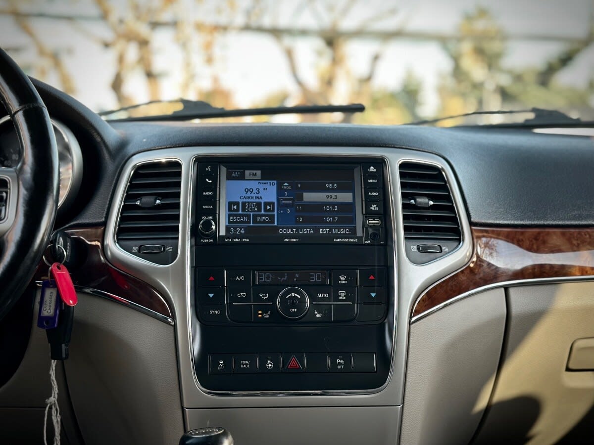 Jeep Grand Cherokee Limited año 2011