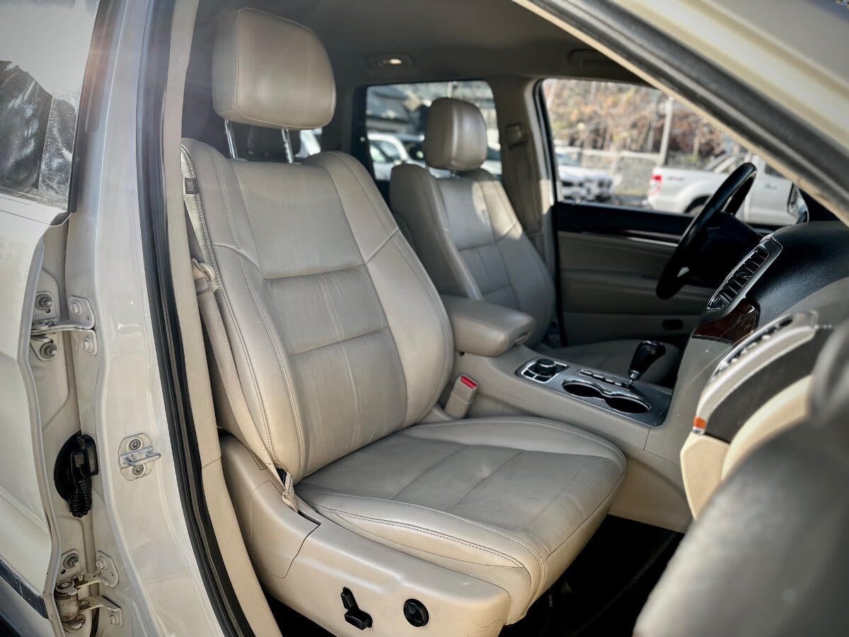 Jeep Grand Cherokee Limited año 2011