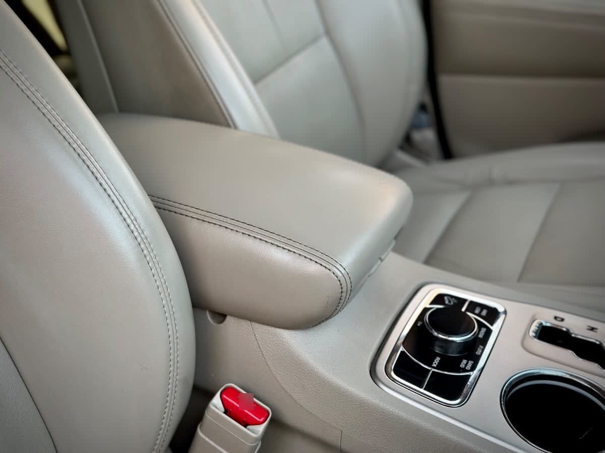 Jeep Grand Cherokee Limited año 2011