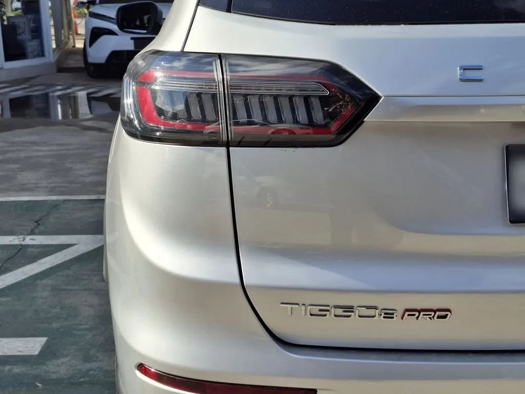 Chery Tiggo 8 Pro 1.5t Phev Hybrid 4x2 At 5p año 2024
