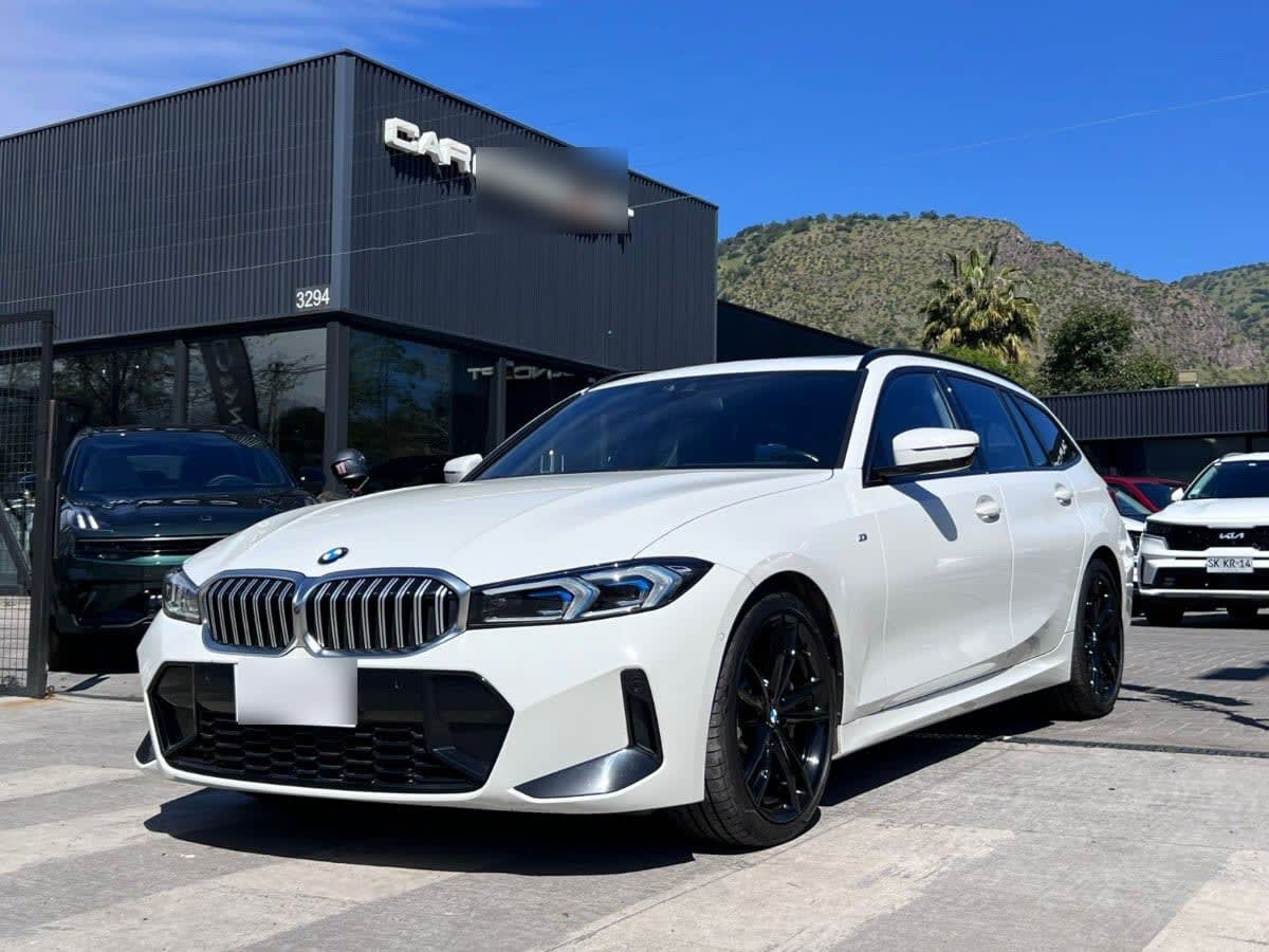 BMW 330i M Sport Touring 2.0 año 2023