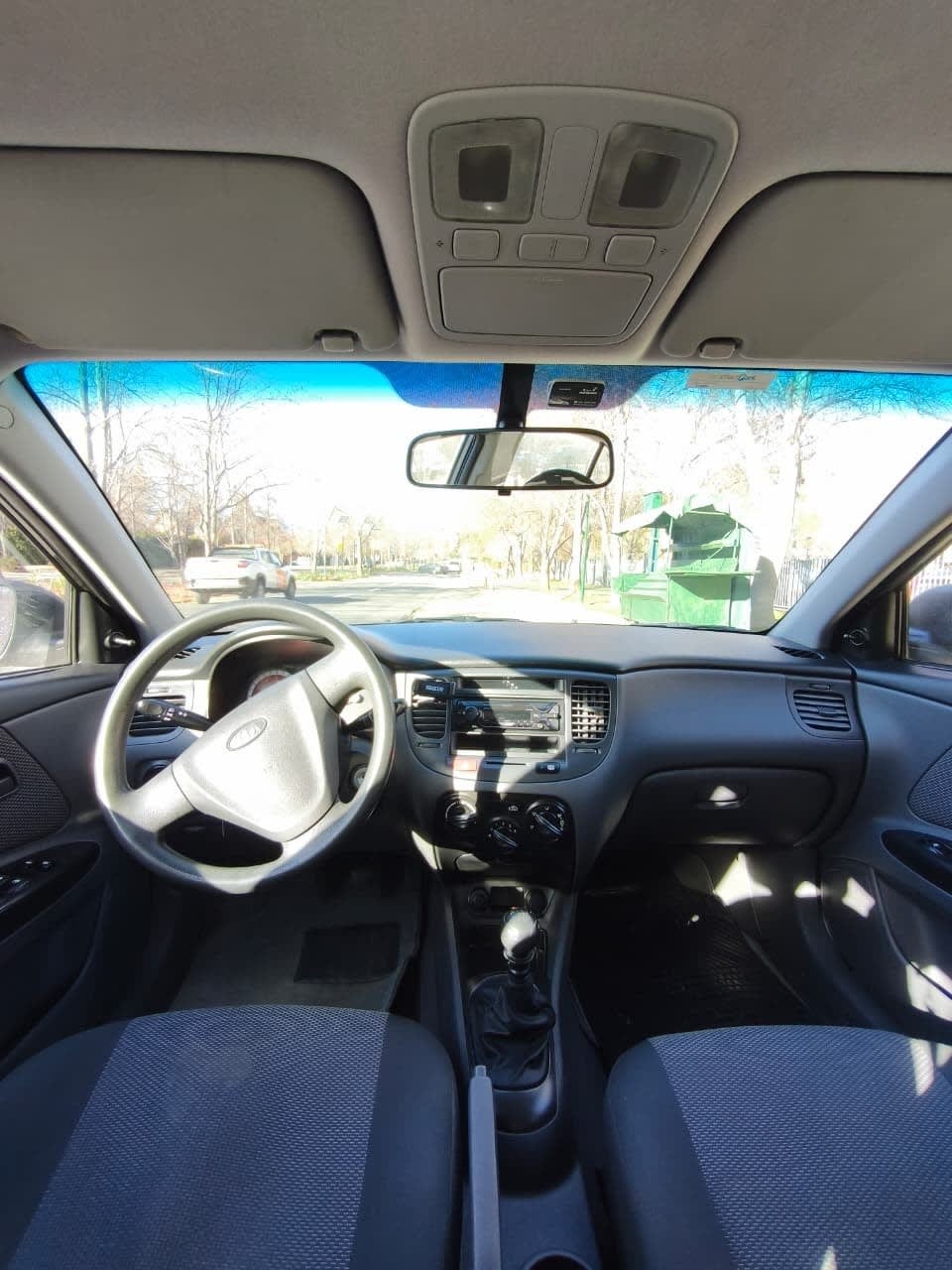 KIA MOTORS RIO Rio Jb 1.4 Mec Dh A/c Ab Ll año 2011