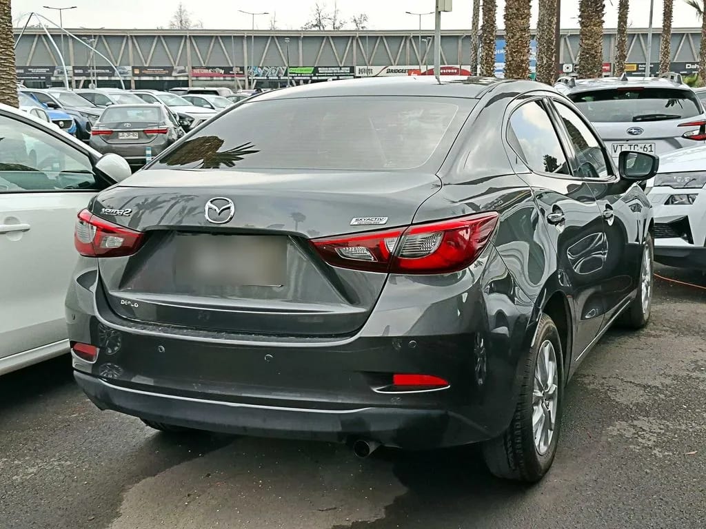 Mazda 2 1.5 V 4x2 6at 4p año 2020