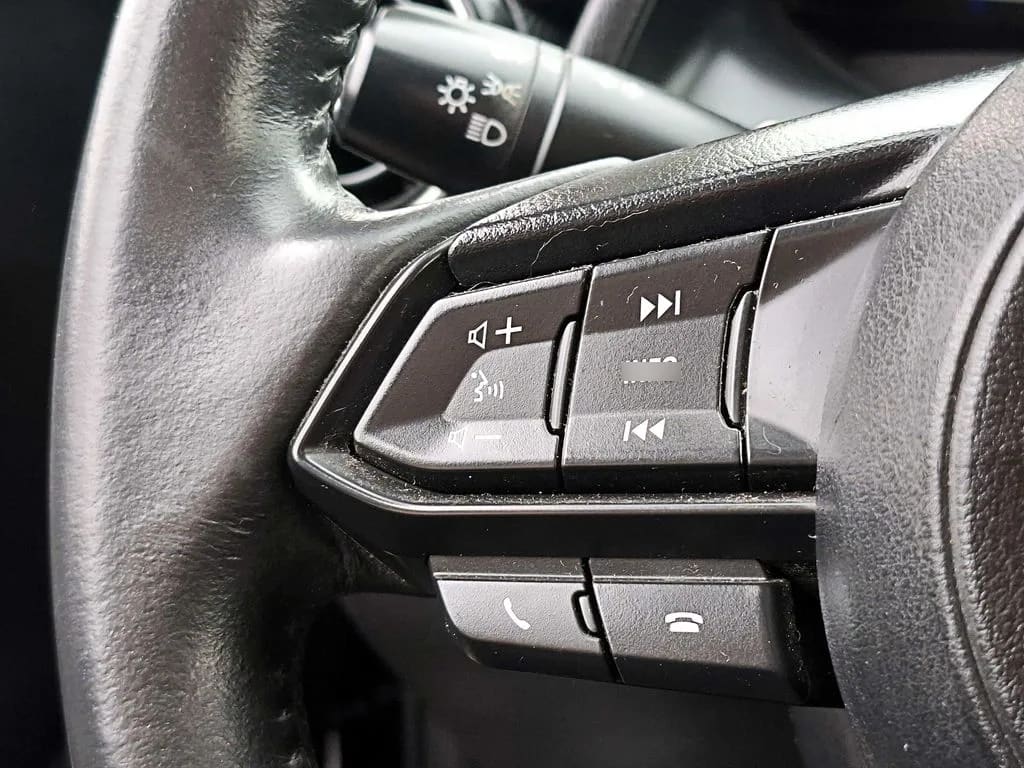 Mazda 2 1.5 V 4x2 6at 4p año 2020