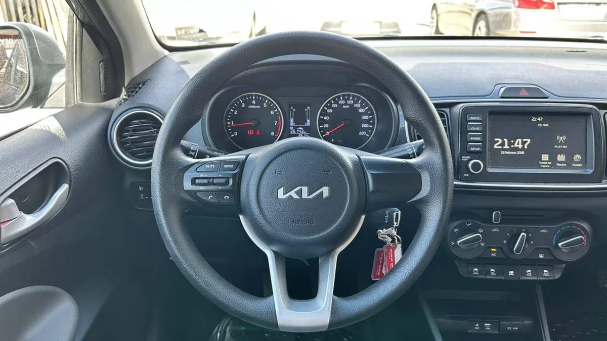 Kia Soluto Mpi 1.4 Mt año 2026