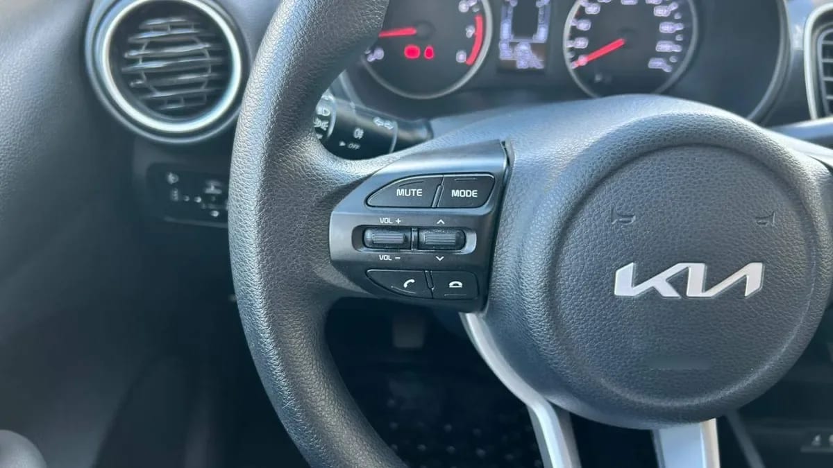 Kia Soluto Mpi 1.4 Mt año 2026