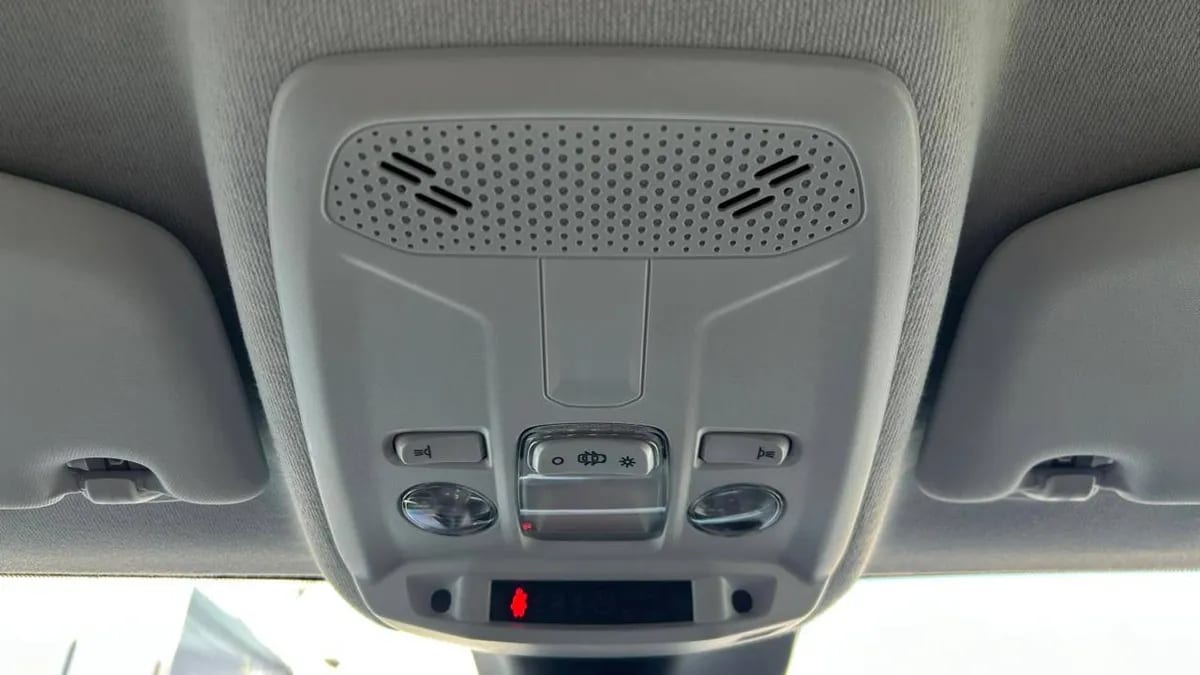 Peugeot 208 Allure 1.2 Puretech 100 Hb año 2023