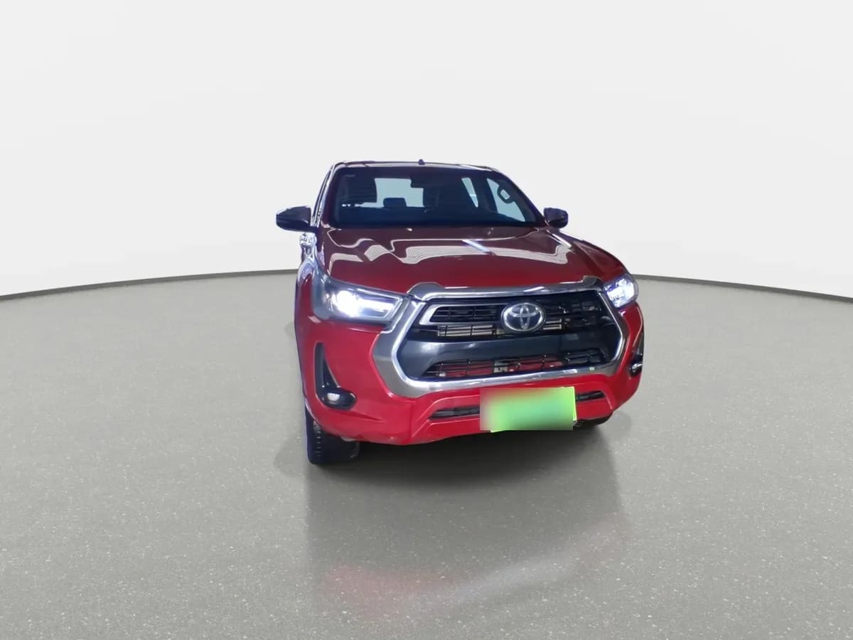 Toyota Hilux 2.8 Srv Diesel 4x4 Dob. Cab. At 4p año 2024