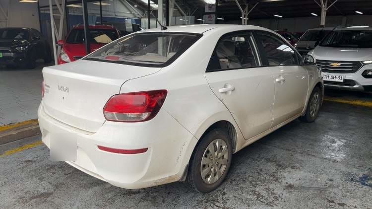 Kia Soluto 1.4 Lx 4x2 Mt 4p año 2022
