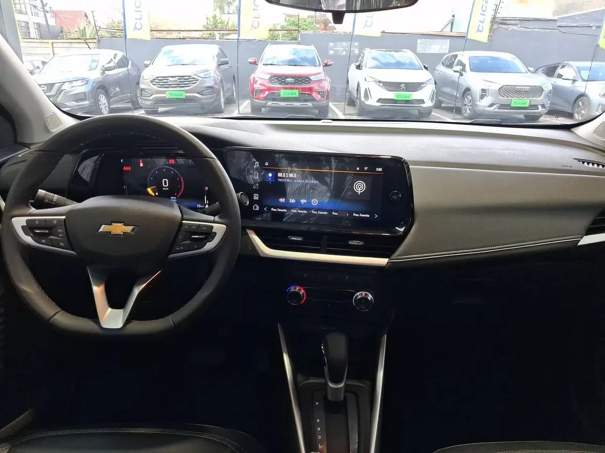 Chevrolet Tracker 1.2t Ltz T 4x2 At 5p año 2026