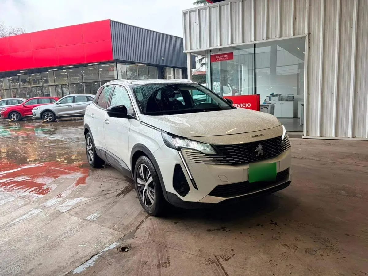 Peugeot 3008 1.5 Active Pack Bluehdi 4x2 130 Mt6 5p año 2022